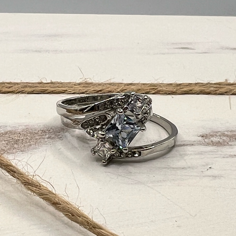 3 PC Sterling Silver and Cubic Zirconia Ring Set SZ‎ 9 NEW.